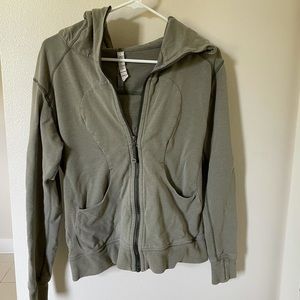 Lululemon zip up hoodie in size 6